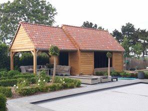 Eiken bijgebouw afgewerkt