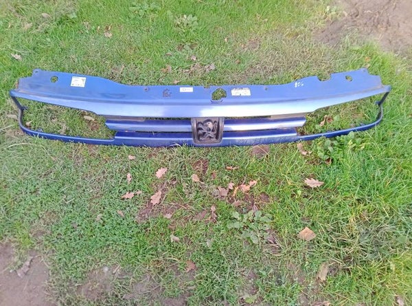 PSA 806 masque avant