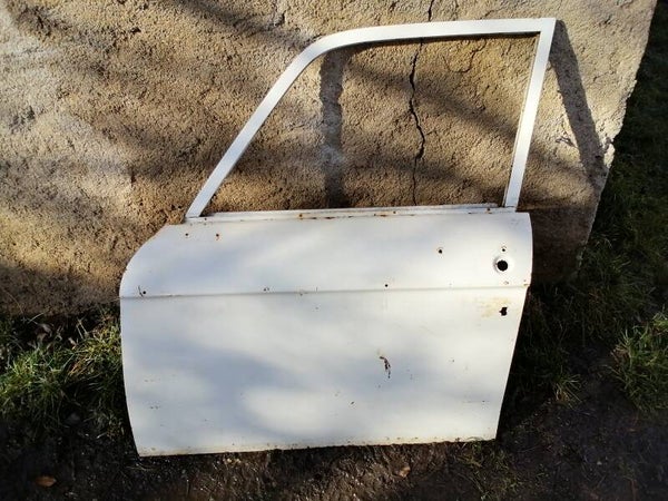 Peugeot 204 porte avant gauche