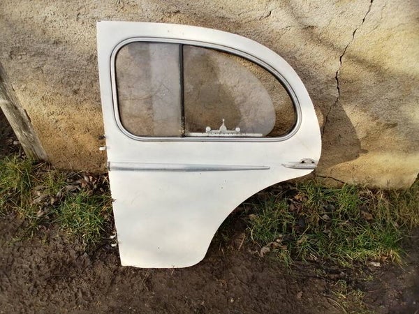 Panhard Dyna X porte arrière gauche