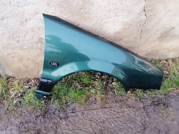 Renault 19 ph II aile droite