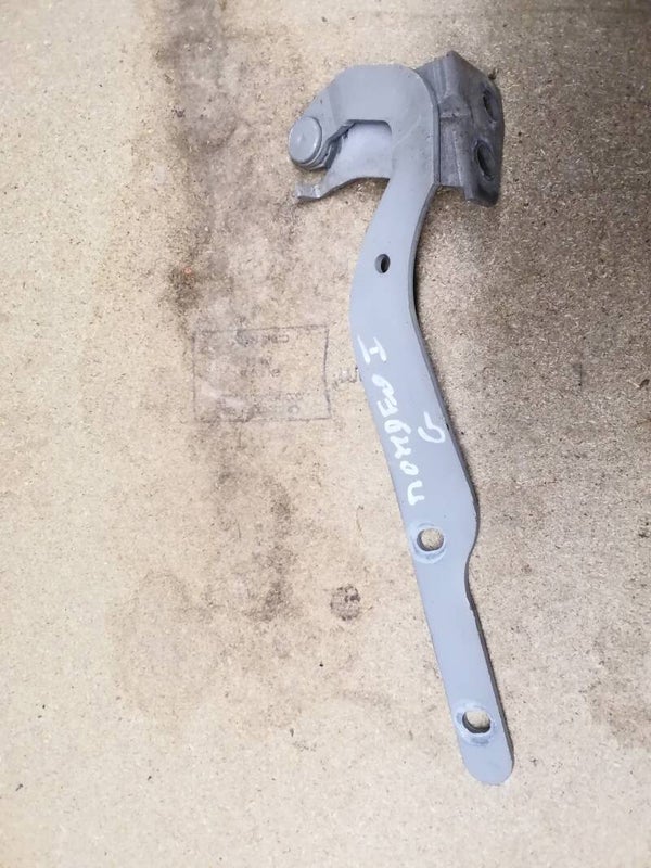 Ford mondeo I compas de capot gauche