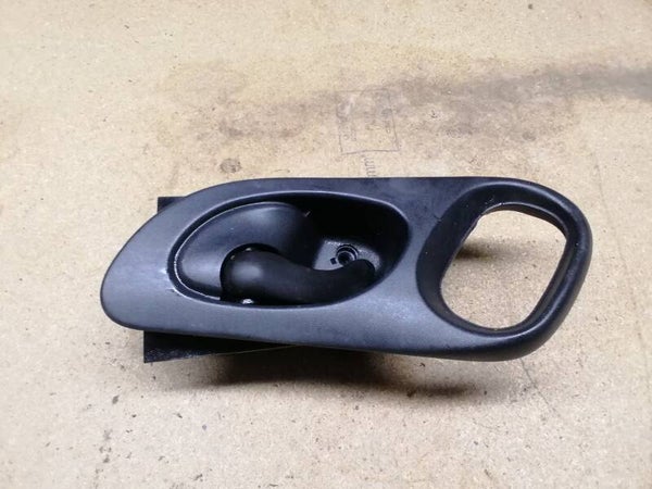 Ford mondeo I poignée intérieure de porte arrière gauche