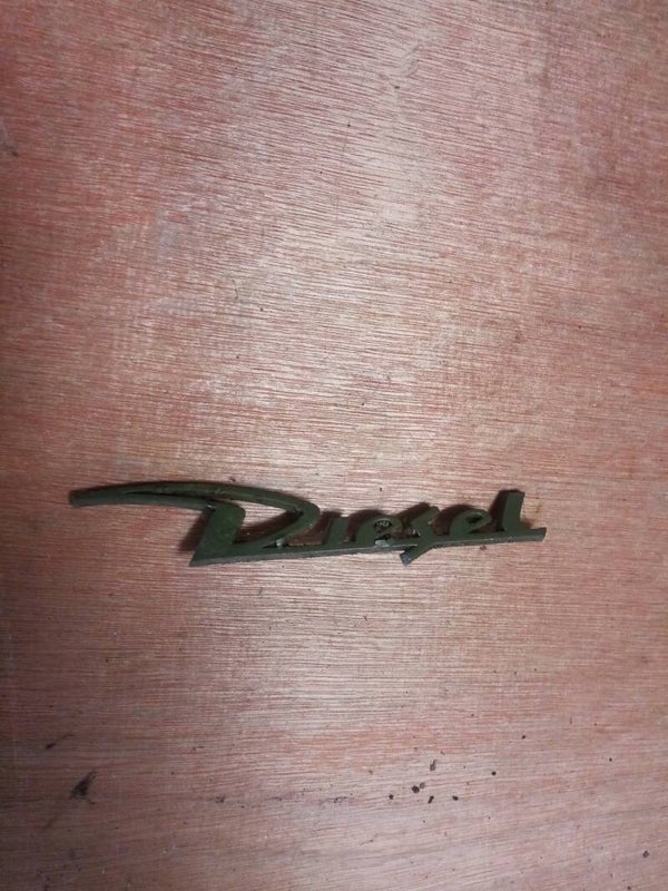 Peugeot j7 logo diesel