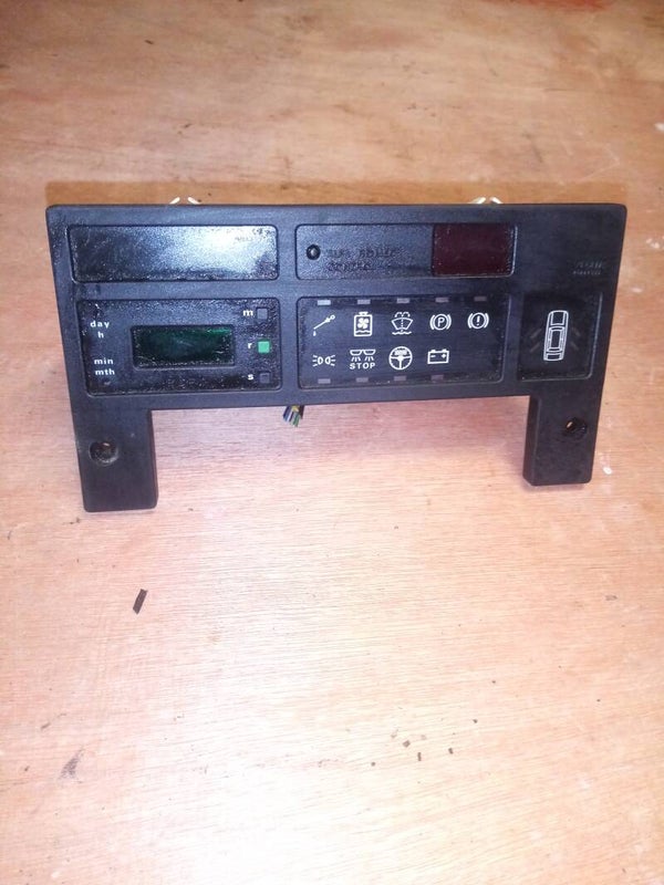 Alfa romeo 75 combiné de bord