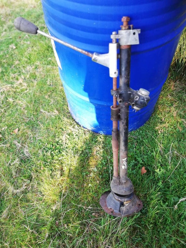 Peugeot 204 colonne de direction/ liaison de commande de vitesse