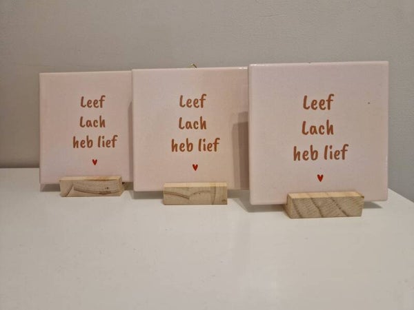 Spreuk tegel