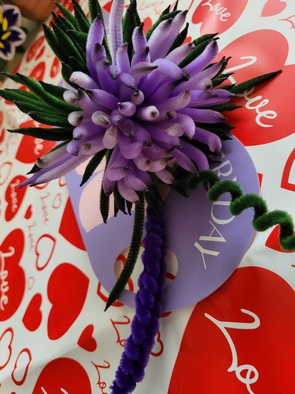 Fleur violette originale