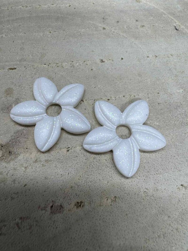 pampille fleur blanche pailleté