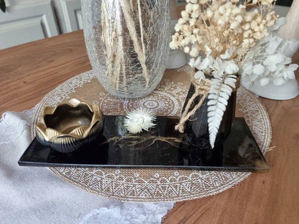 Plateau avec grand vase et porte bougie