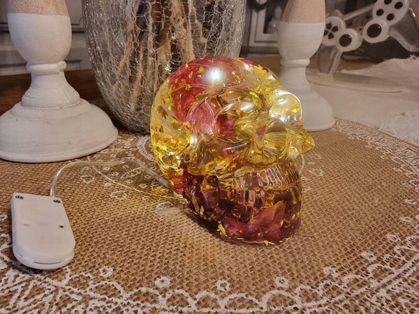 skull a led feuilles d'or et pétales de roses défaut