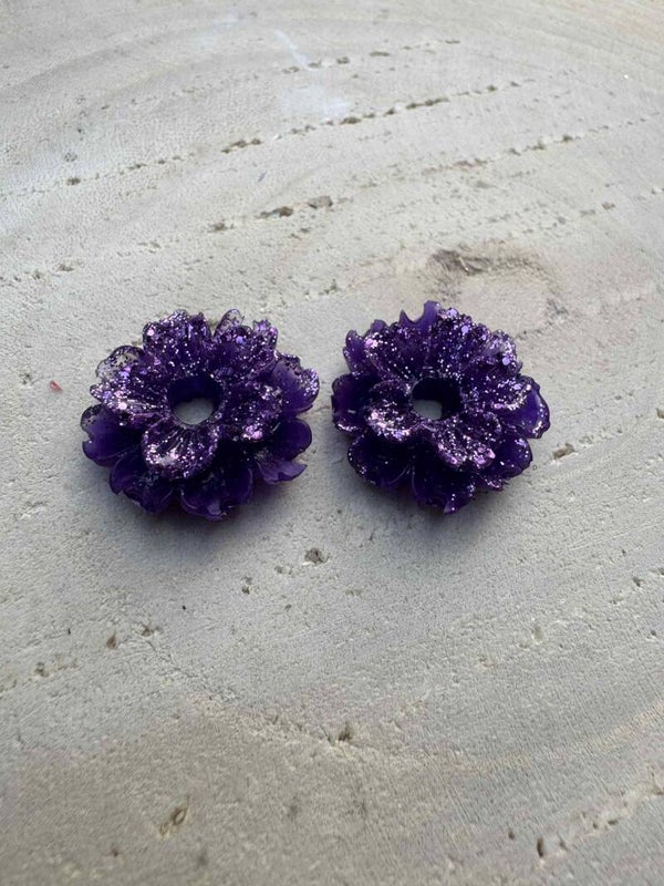 double fleur violette pailletée