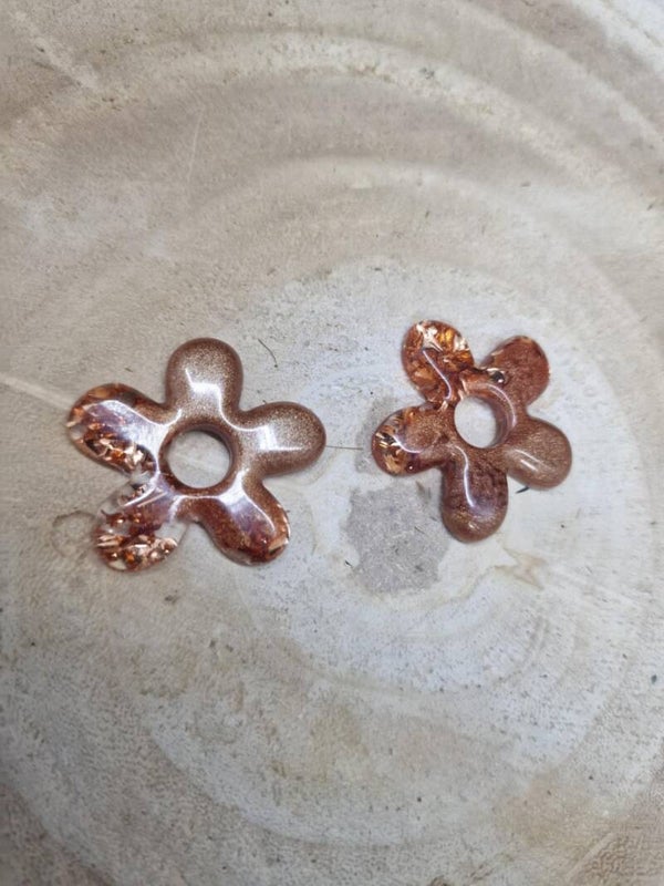 grandes pampilles marrons et feuilles cuivré