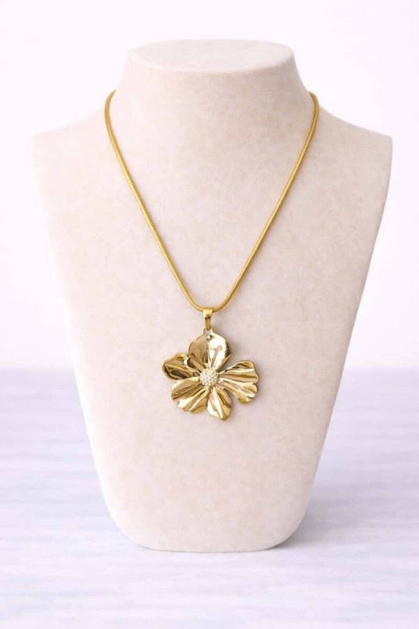 collier fleur couleur or