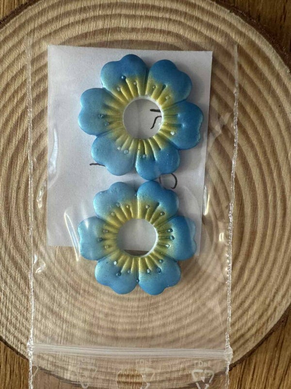 pampille 6 pétales bleu et jaune