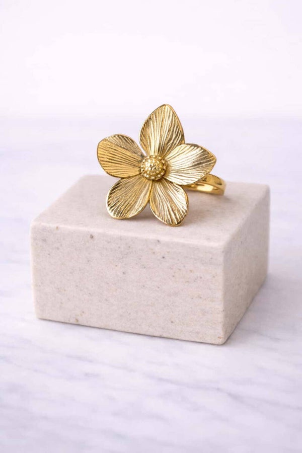 bague fleur couleur or