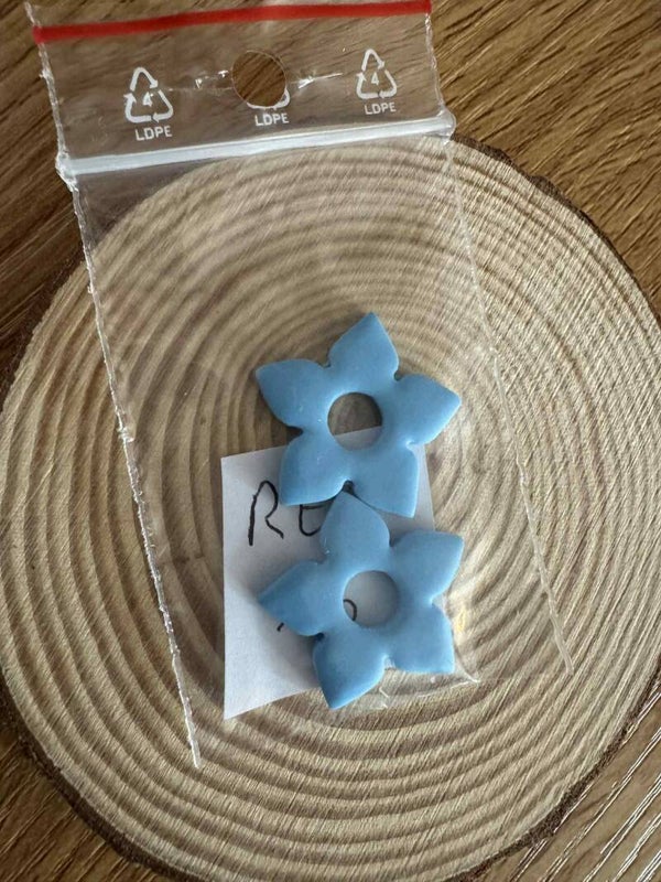 pampille fleur de tiaré bleu ciel