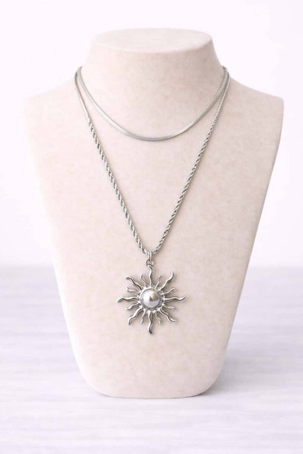 double collier argenté soleil
