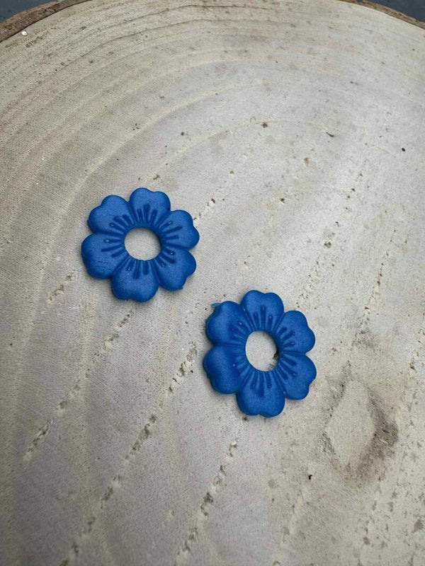 fleur plate bleu stitch