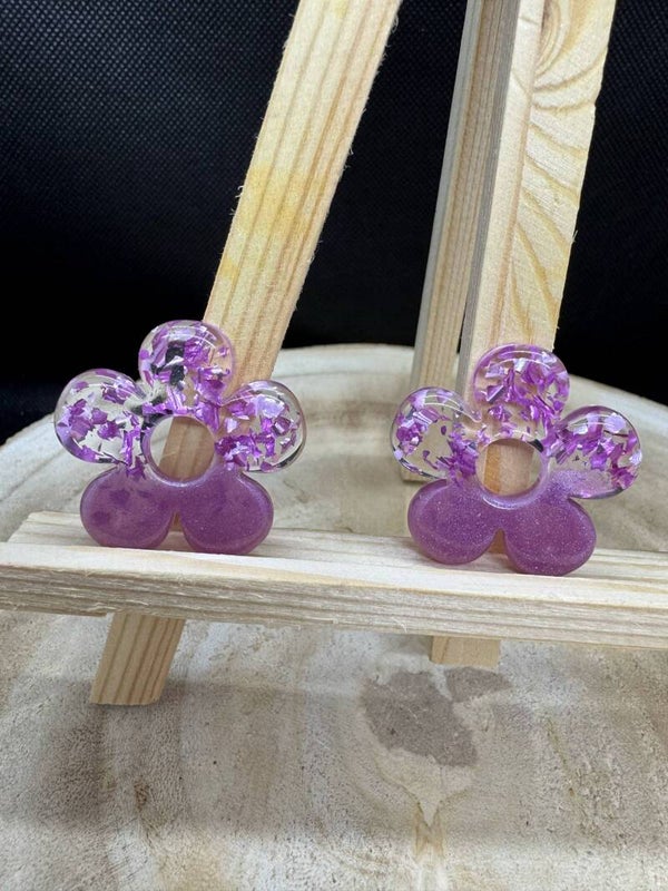 pampilles roses poudrées et feuilles roses