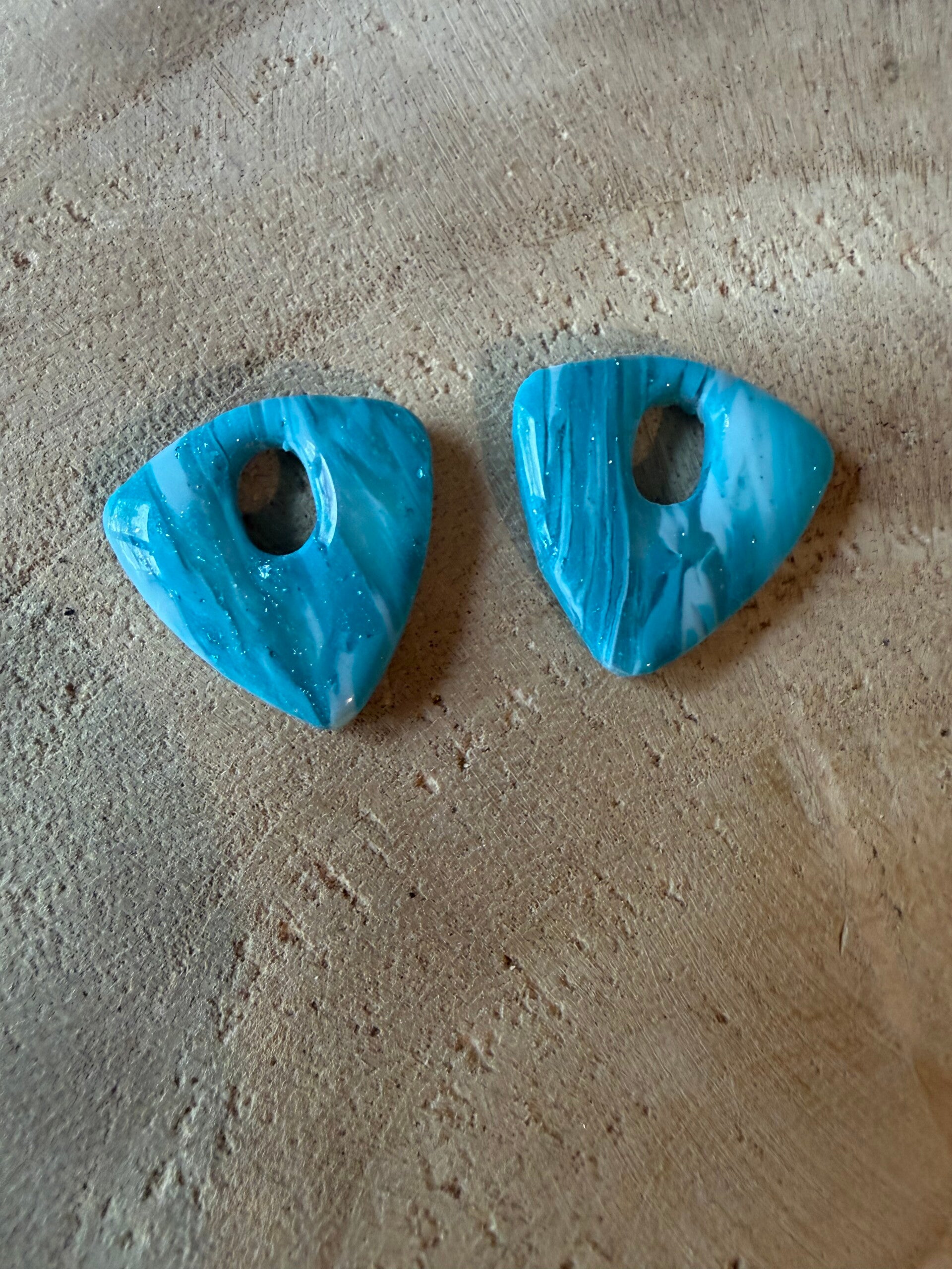 Pampilles bleue et transparente