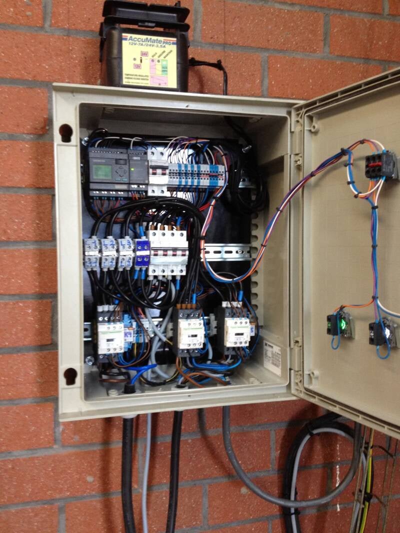 Omschakel kast in werking