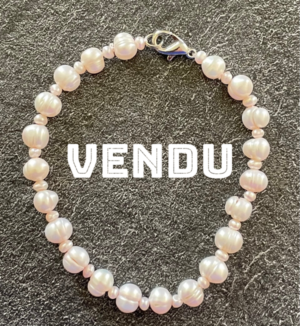 BRACELET DE PERLES BAROQUES D’EAU DOUCE