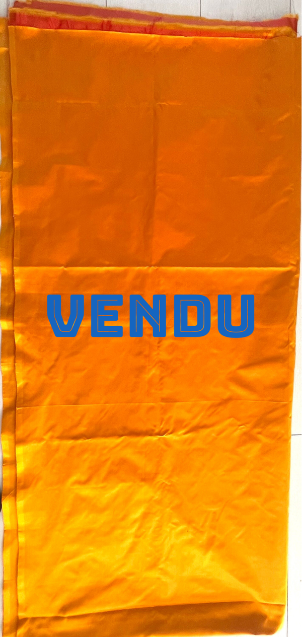 SOIE, PIECE DE TISSU GRAND METRAGE  - XXe