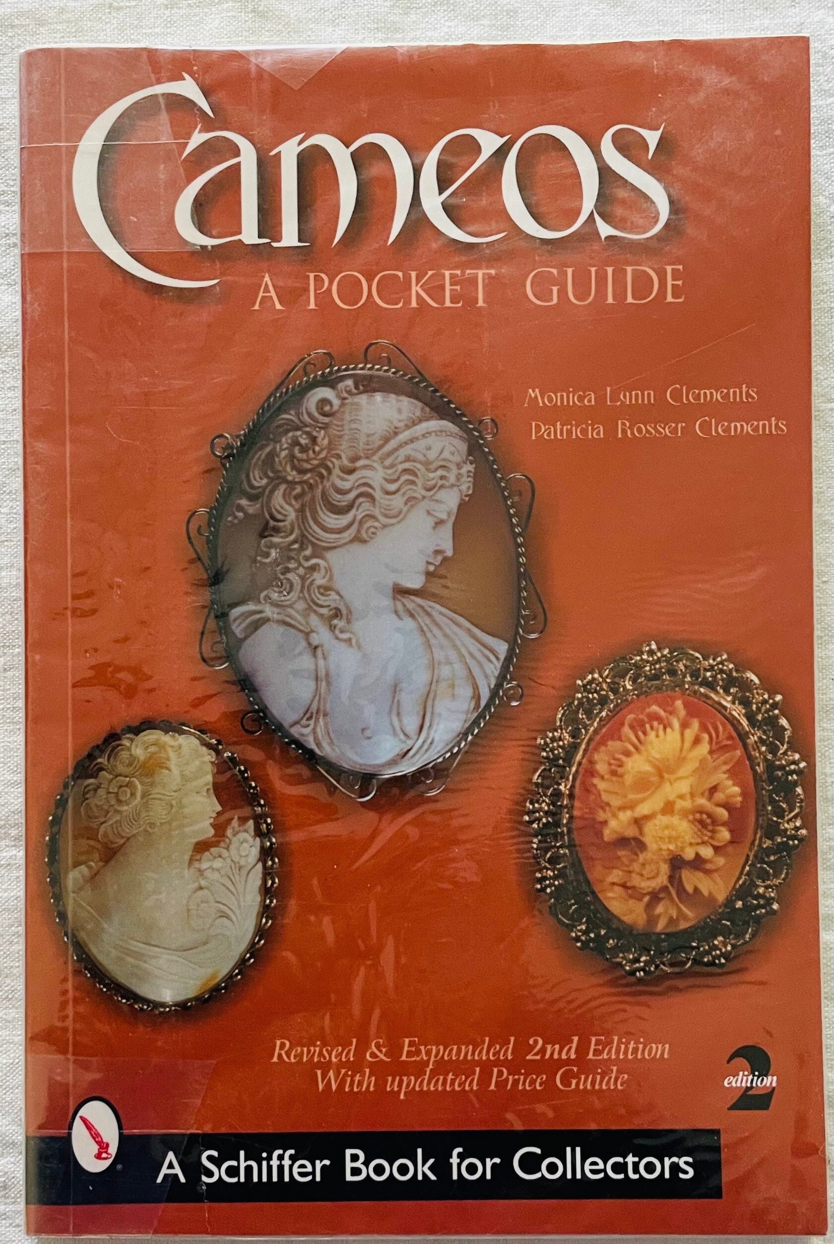 CAMEOS - OUVRAGE EN ANGLAIS