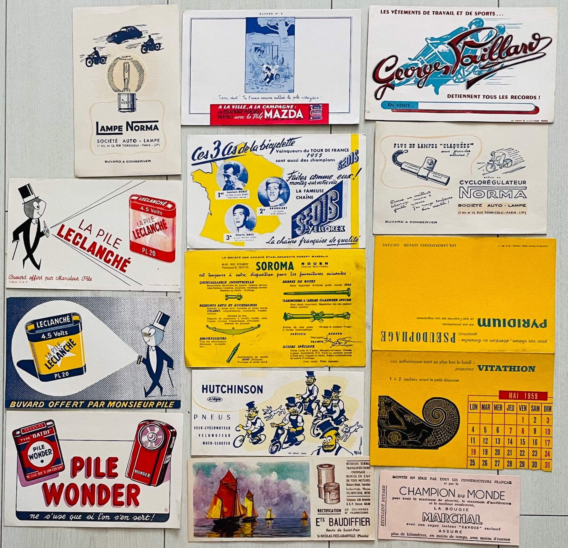 LOT DE 14 BUVARDS PUBLICITAIRES - XX°