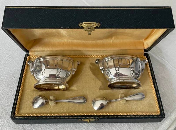 COFFRET SALERONS EN METAL ARGENTE VERRINE EN VERRE DANS SON ECRIN - XX°