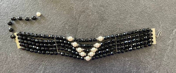 COLLIER VINTAGE DIT COLLIER DE CHIEN PERLES VERRE ET BLANCHES