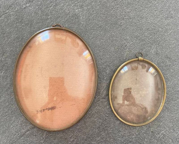 REUNION DE  2 CADRES OVALS NAPOLEON III -XIX°