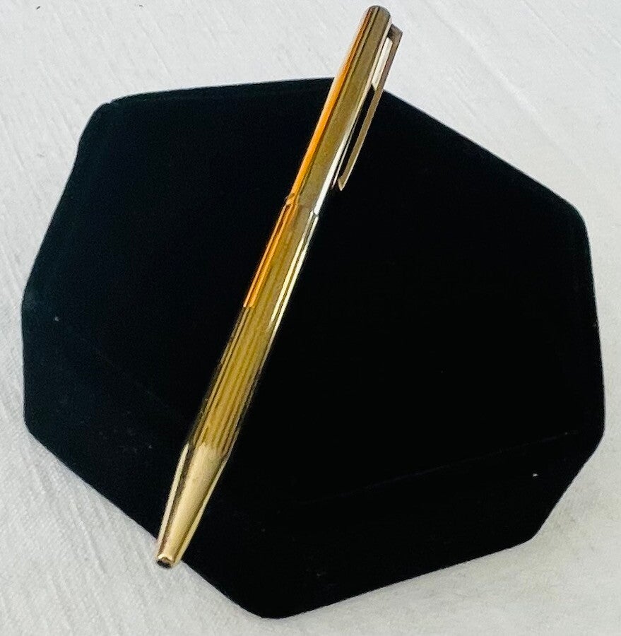 STYLO BILLE DE LA MARQUE S.T. DUPONT EN ARGENT 925 VERMEILLÉ