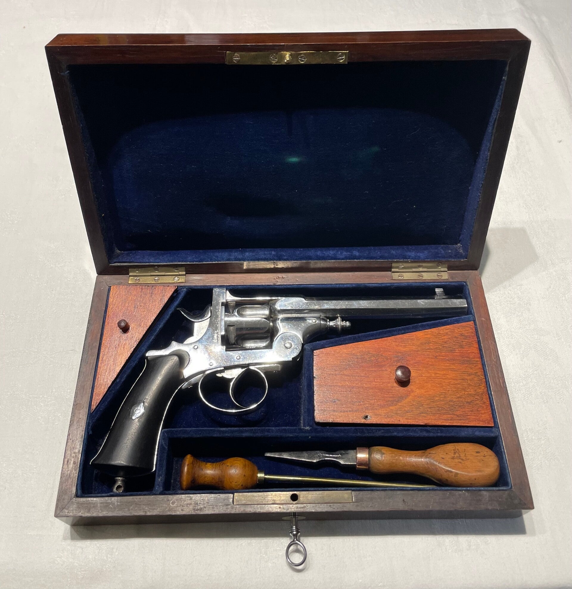 REVOLVER A BRISURE WARNANT FRANSQUET DANS SON COFFRET - XIX°