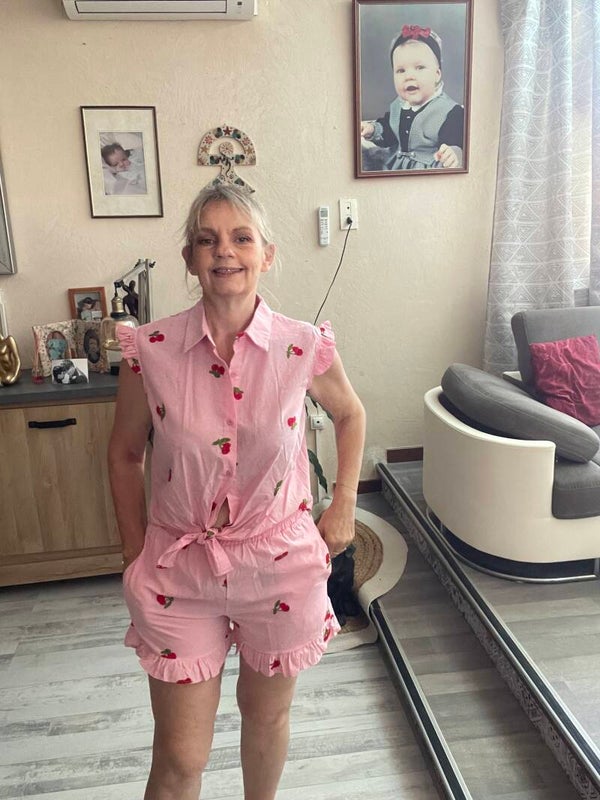 N Ensemble rose brodé cerises