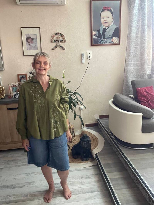 N Chemise verte avec strass