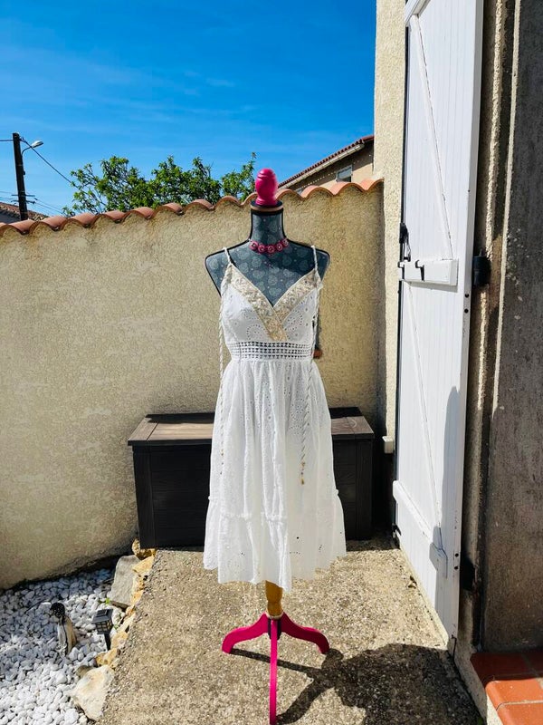 Robe pompons