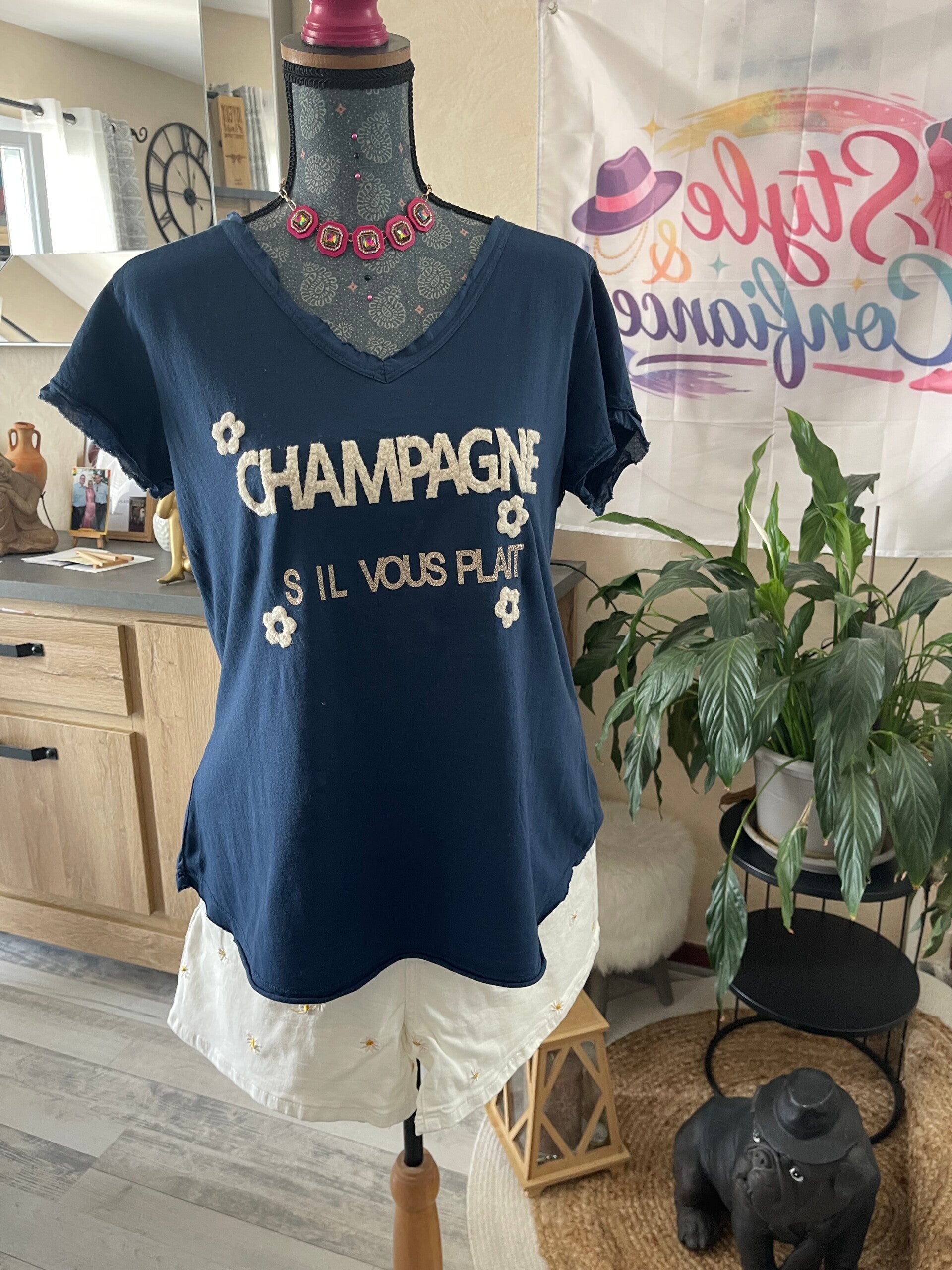 Tee-shirt fantaisie avec plusieurs écriture