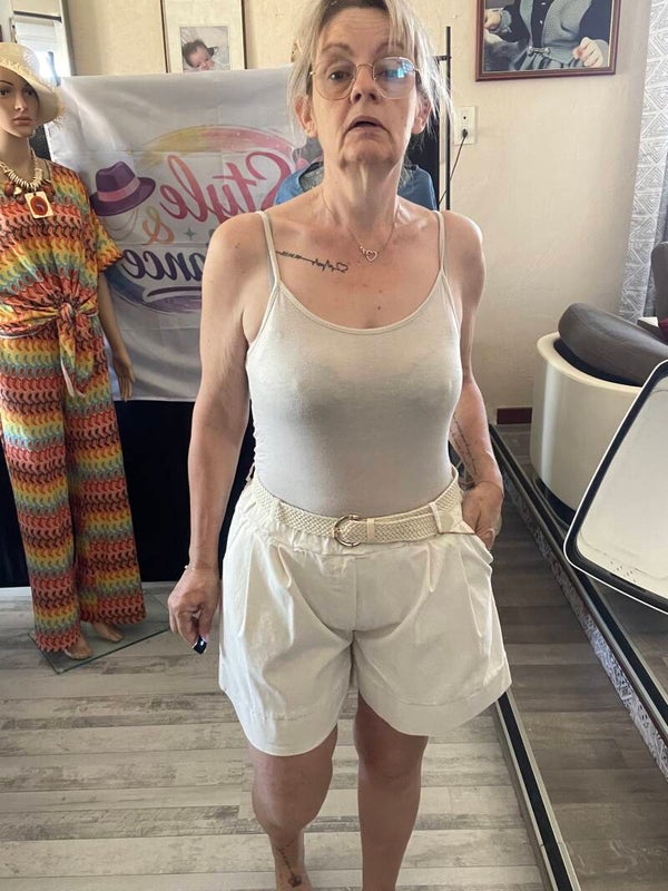 Short blanc avec sa ceinture