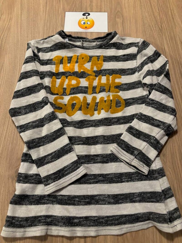 Tshirt Manches Longues // 128