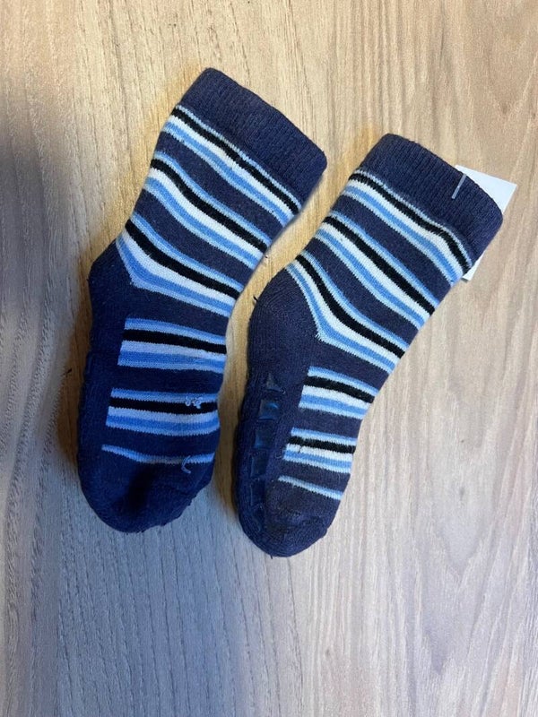 Chausettes anti dérapantes// 15-18