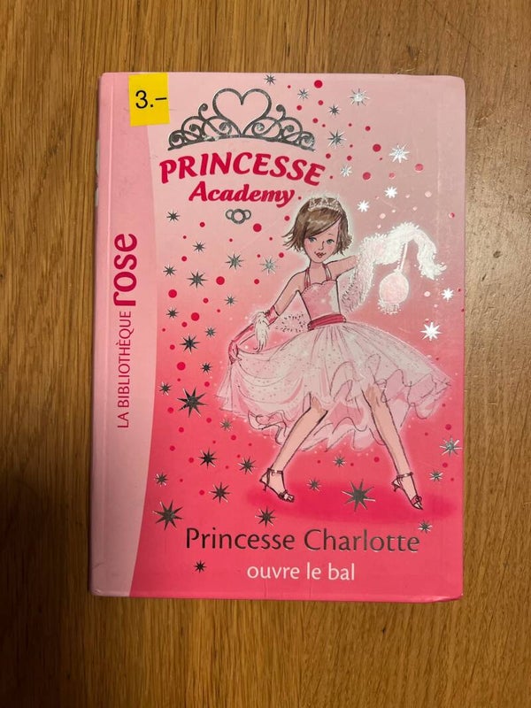 Princesse Charlotte ouvre le bal