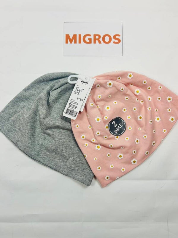 Bonnets fins // 8-12 ans (neuf)