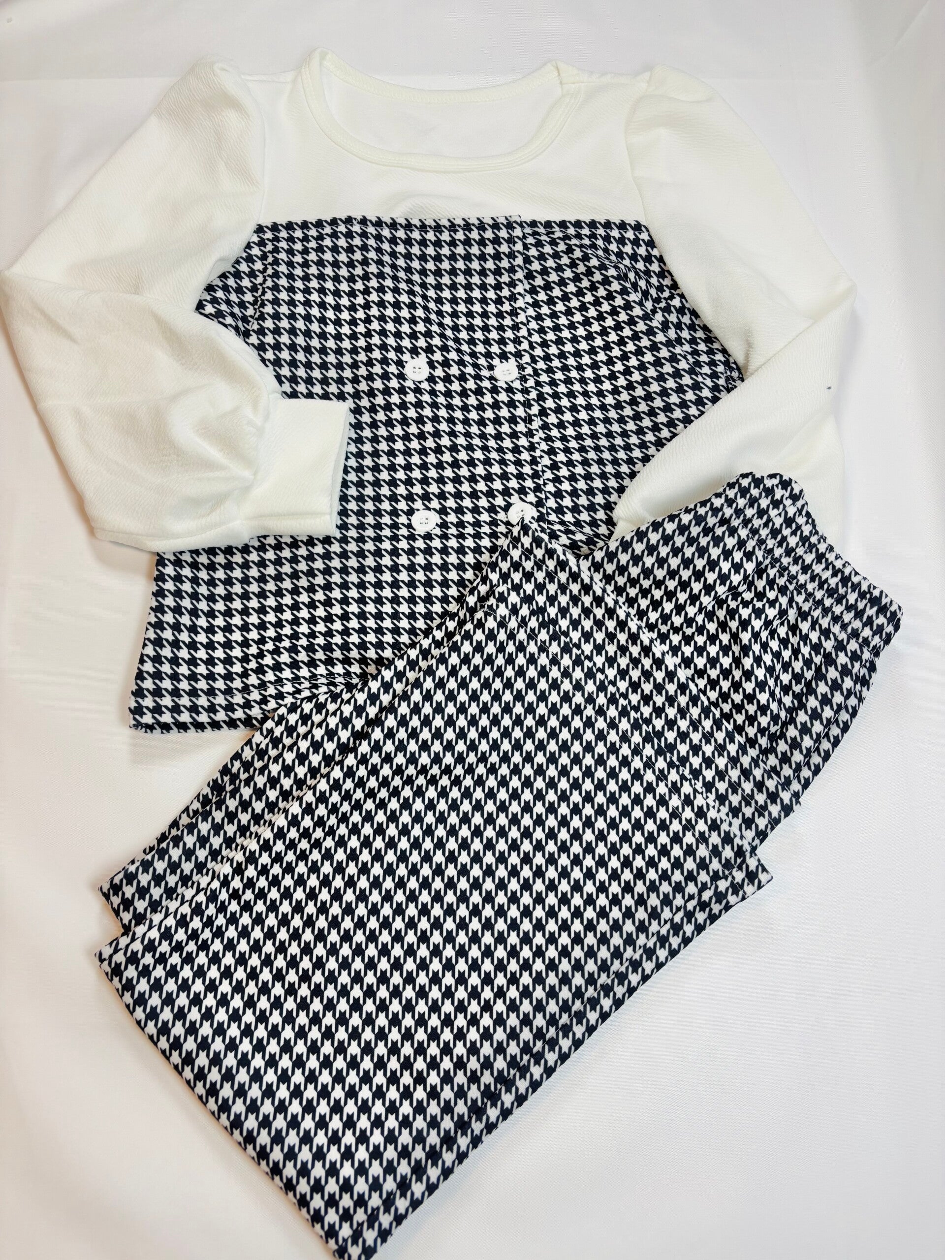 Ensemble fin (neuf) // F. 128