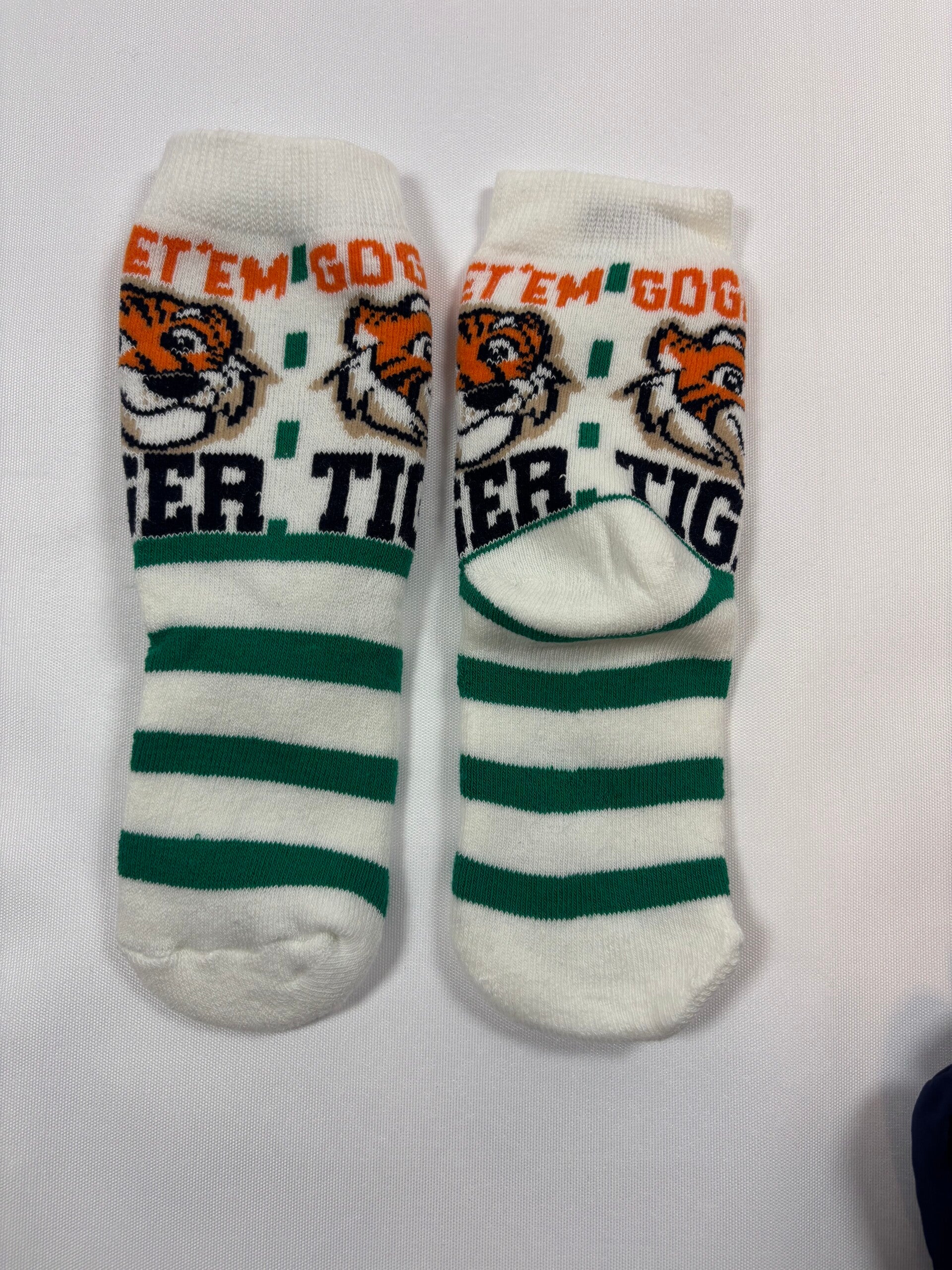 Chaussettes (neuves) // 23-26