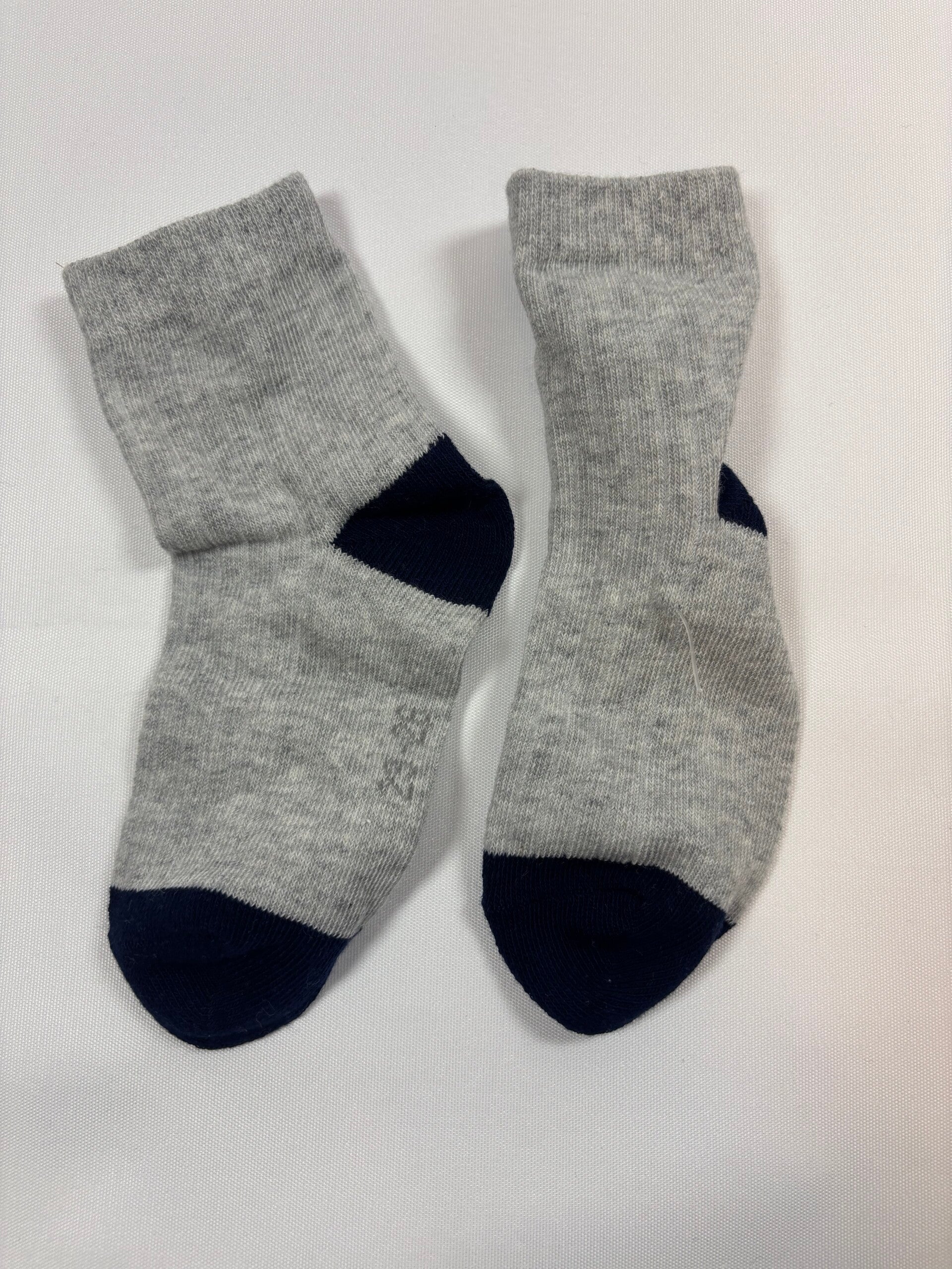 Chaussettes (neuves) // 23-26