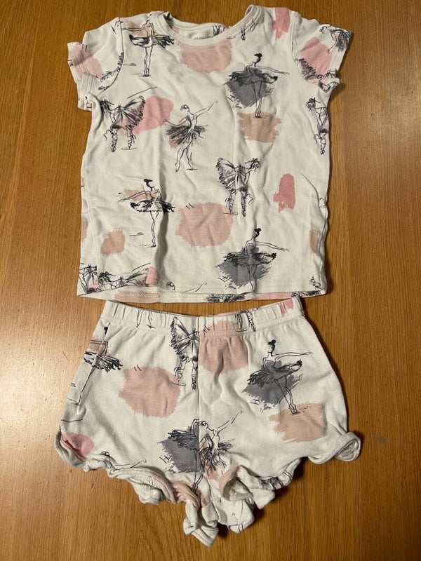 Pyjama 2 pièces // 122-128