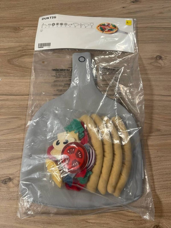 Pizza et planche en tissus Ikea (Neuf)