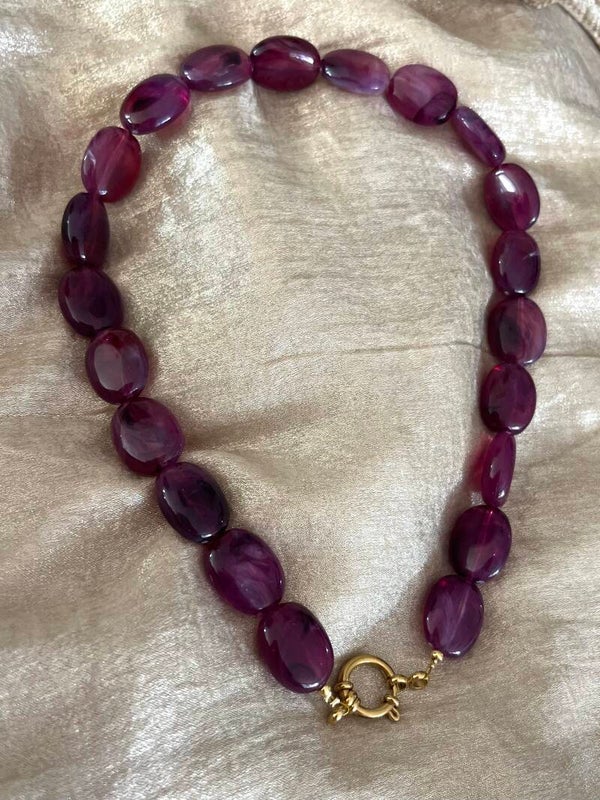 Acryl kralen ketting aubergine ovaal